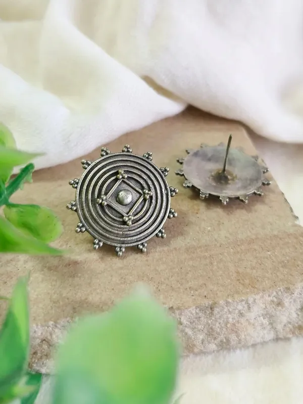 Spiral_Mandala_Stud_Silver_Colour_Brass_Earring_For_Women