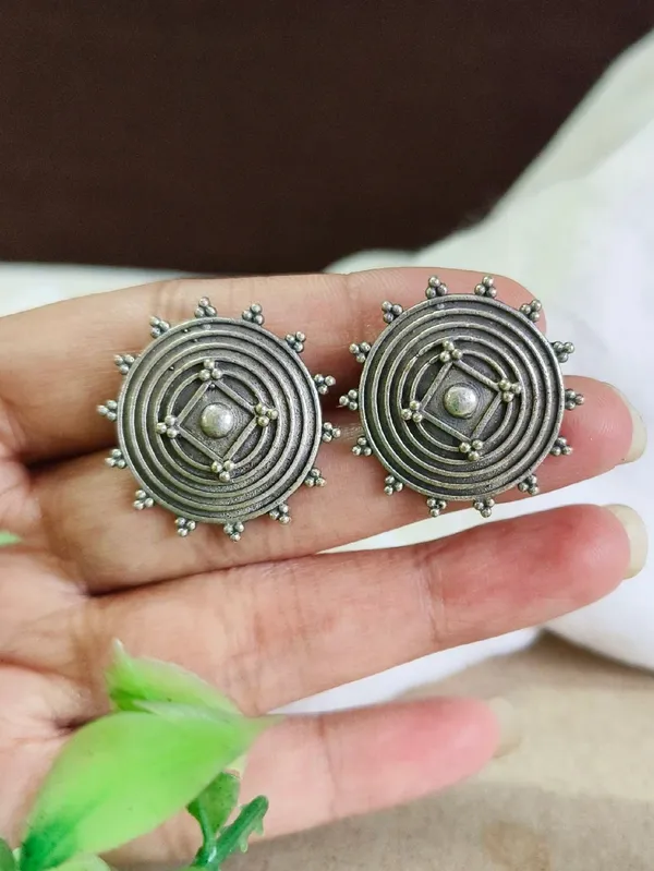 Spiral_Mandala_Stud_Silver_Colour_Brass_Earring_For_Women