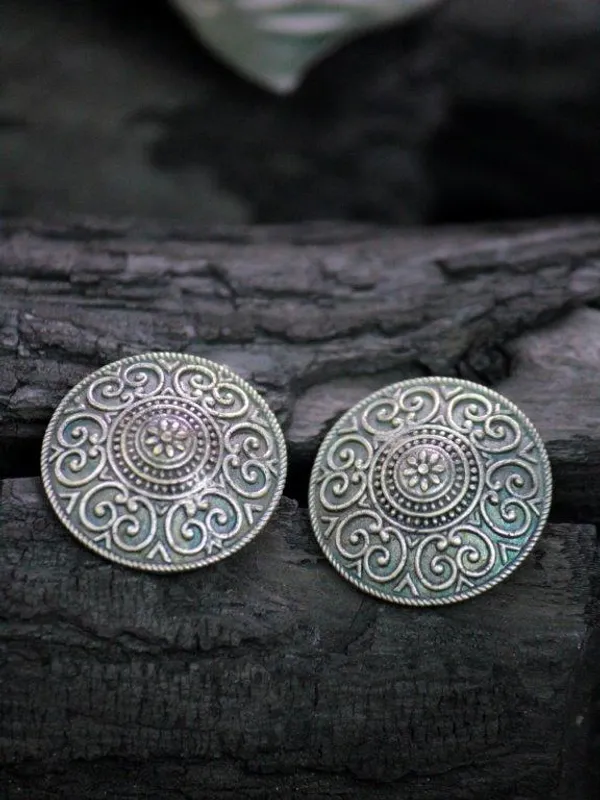 Diti_Silver_Colour_Brass_Earring_For_Women