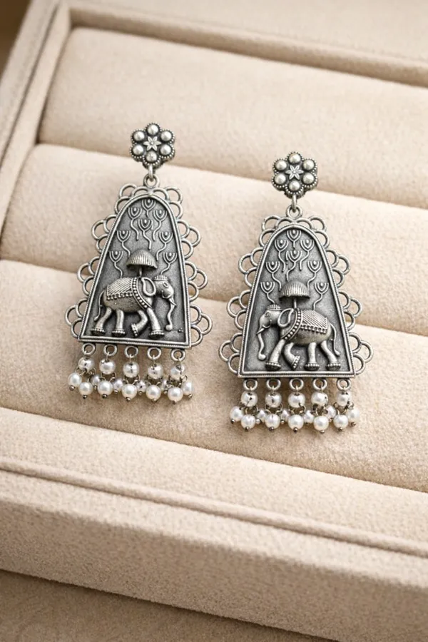 Sia_Elephant_Silver_Colour_Brass_Earring_For_Women