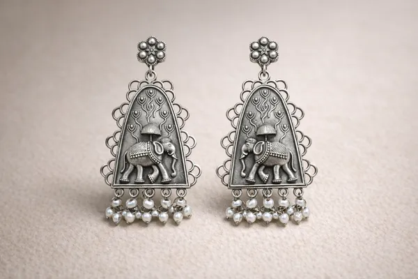 Sia_Elephant_Silver_Colour_Brass_Earring_For_Women