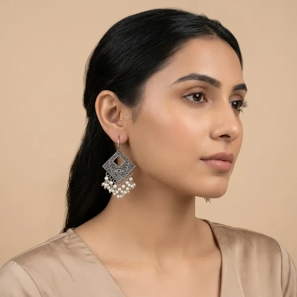 Shambho_Silver_Colour_Brass_Earring_For_Women