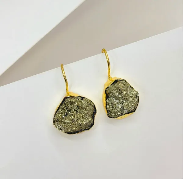 Raw_Pyrite_Drop_Golden_Colour_Brass_Earring_For_Women