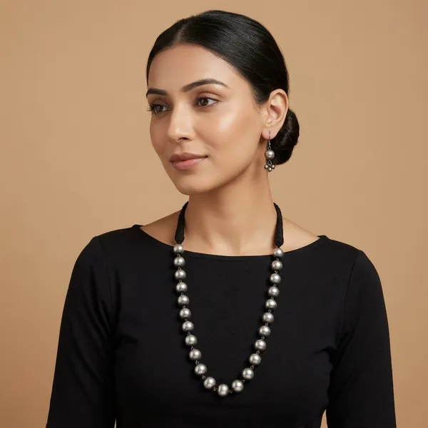 Triratna_Silver_Colour_Brass_Necklace_With_Earrings_For_Women