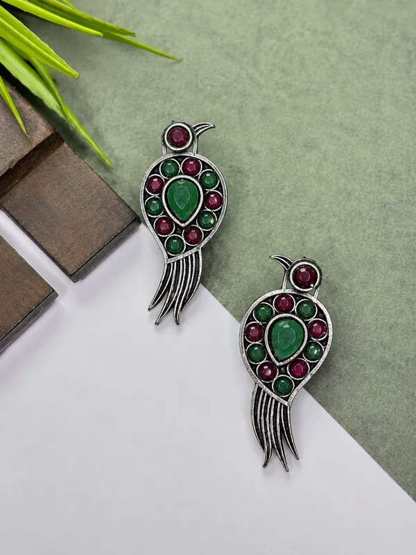 Sinduri_Red_Red_Green_Colour_Brass_Earring_For_Women