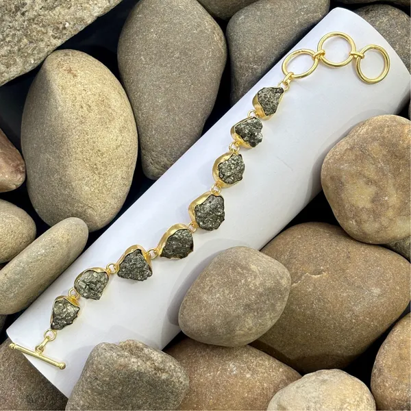 7_Pyrite_Stone_Gold_Colour_Brass_Bracelet_For_Women