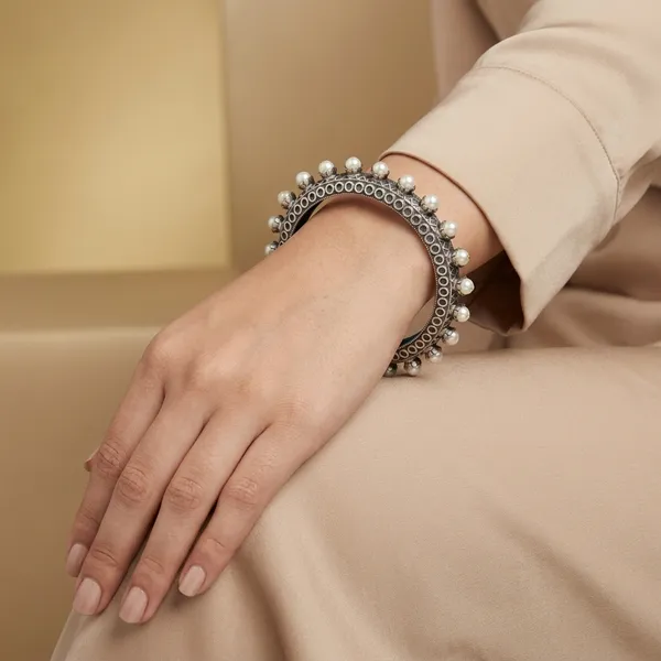 Bahaar_Kada_Silver_Colour_Brass_Kada_For_Women