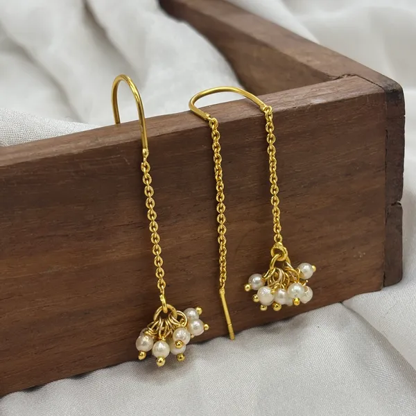 Sui_Dhaga_With_S_Pearl_Golden_Colour_Brass_Earring_For_Women