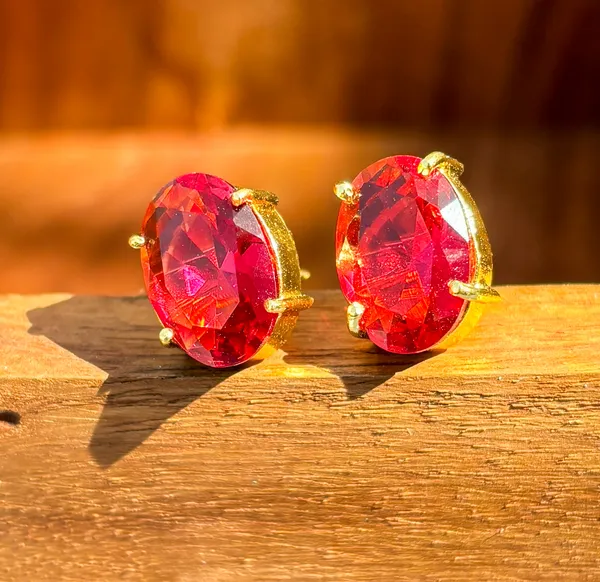 Stone_Cut_Oval_Ruby_Red_Stud_Brass_Earring_For_Women
