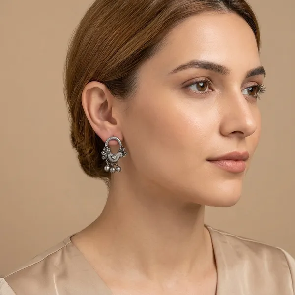 Mayuri_Stud_Silver_Colour_Brass_Earring_For_Women