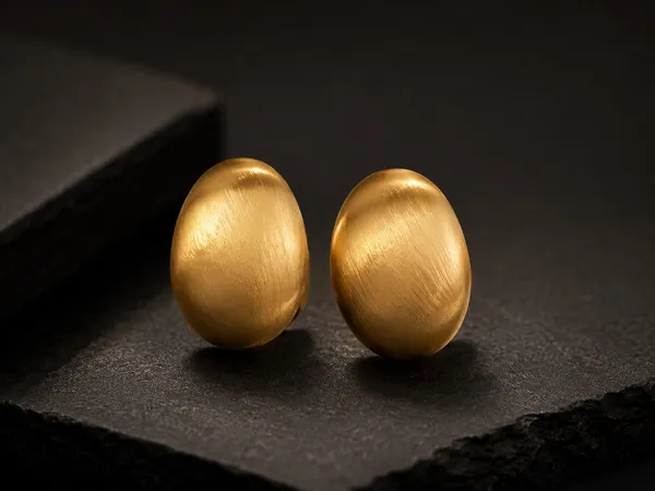 Olivia_Golden_Colour_Stainless_Steel_Anti_Tarnish_Gold_Earring_For_Women