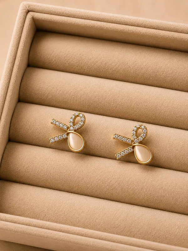 Amara_Bow_Golden_Colour_Stainless_Steel_Anti_Tarnish_Gold_Earring_For_Women