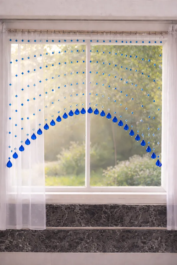 Luxury_Arc_Acrylic_Bead_Curtain_–_Blue_&_White_Colour_|_2.5_Ft_Height_|_Suitable_for_3.5–4_Ft_Window/Door(Total_28_Strings)