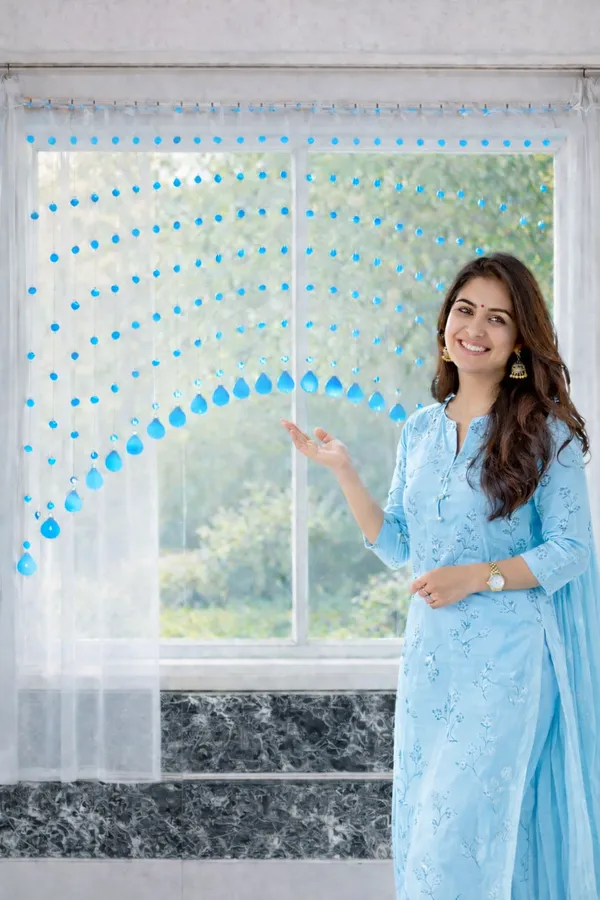 Luxury_Arc_Acrylic_Bead_Curtain_–_Sky_Blue_&_White_Colour_|_2.5_Ft_Height_|_Suitable_for_3.5–4_Ft_Window/Door