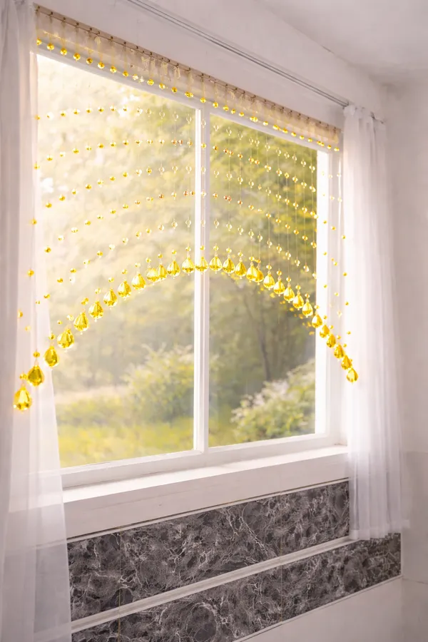 Luxury_Arc_Acrylic_Bead_Curtain_–_Yellow_&_White_Colour_|_2.5_Ft_Height_|_Suitable_for_3.5–4_Ft_Window/Door(Set_Of-28_Strings)
