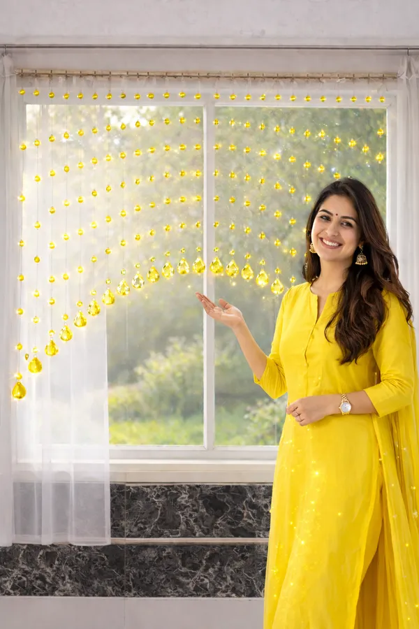 Luxury_Arc_Acrylic_Bead_Curtain_–_Yellow_&_White_Colour_|_2.5_Ft_Height_|_Suitable_for_3.5–4_Ft_Window/Door(Set_Of-28_Strings)