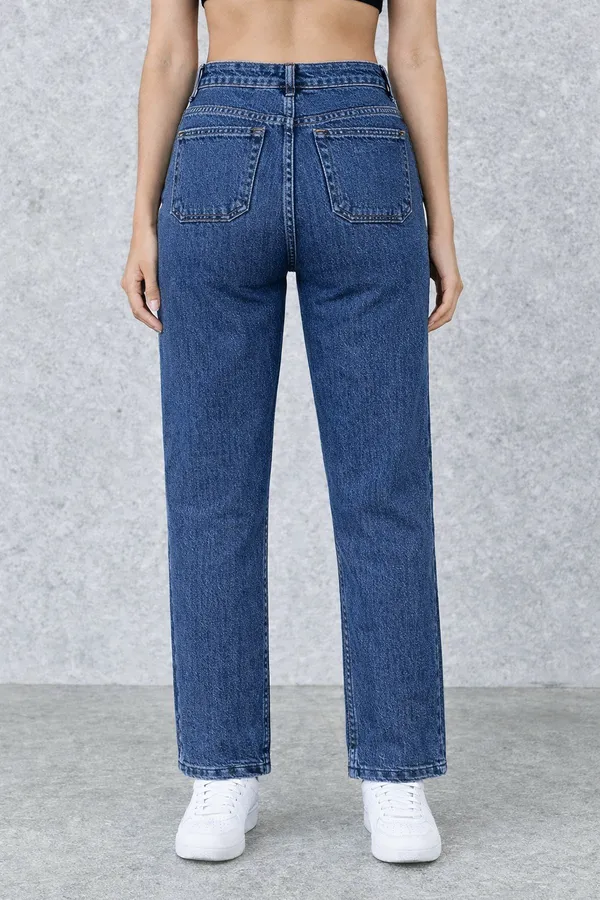 Blue_High_Waisted_Straight_Fit_Denim_Jeans_For_Women