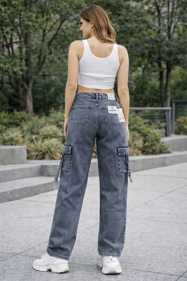 Grey_Cargo_Jeans_With_Side_Pockets_For_Women