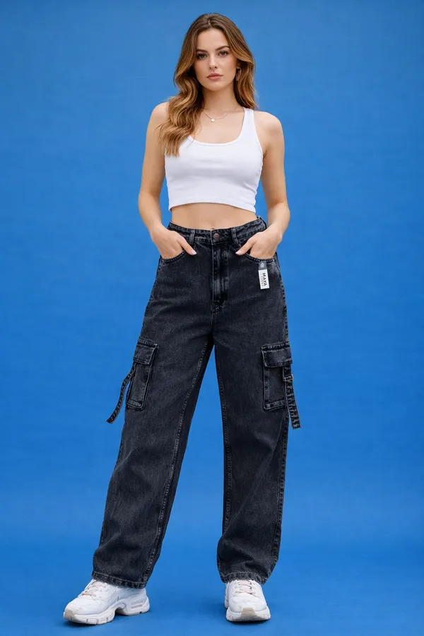 Black_Washed_Cargo_Jeans_With_Utility_Pockets_For_Women