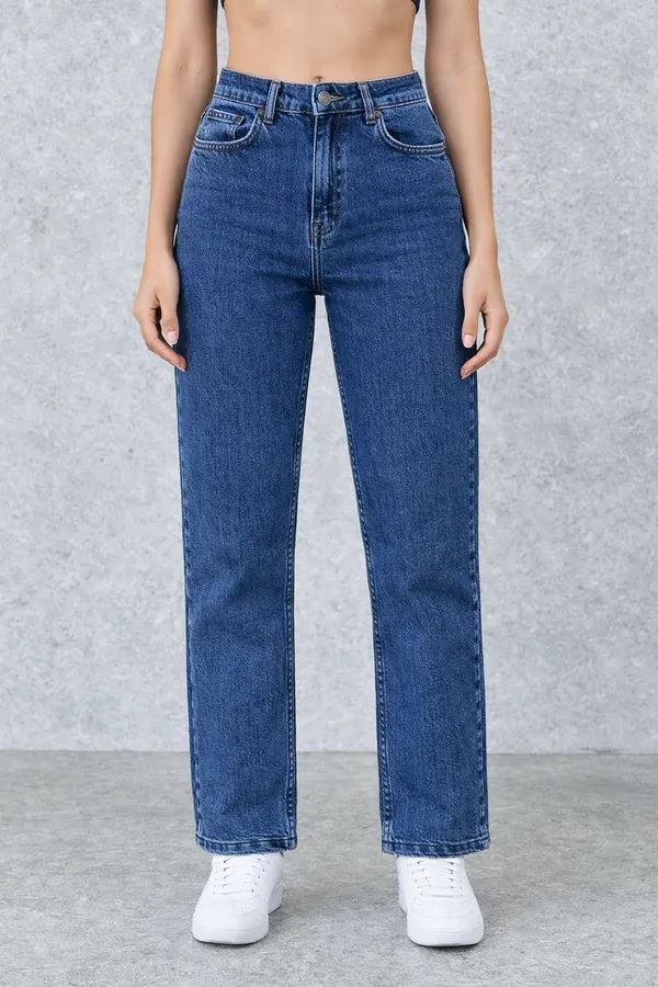 Blue_High_Waisted_Straight_Fit_Denim_Jeans_For_Women