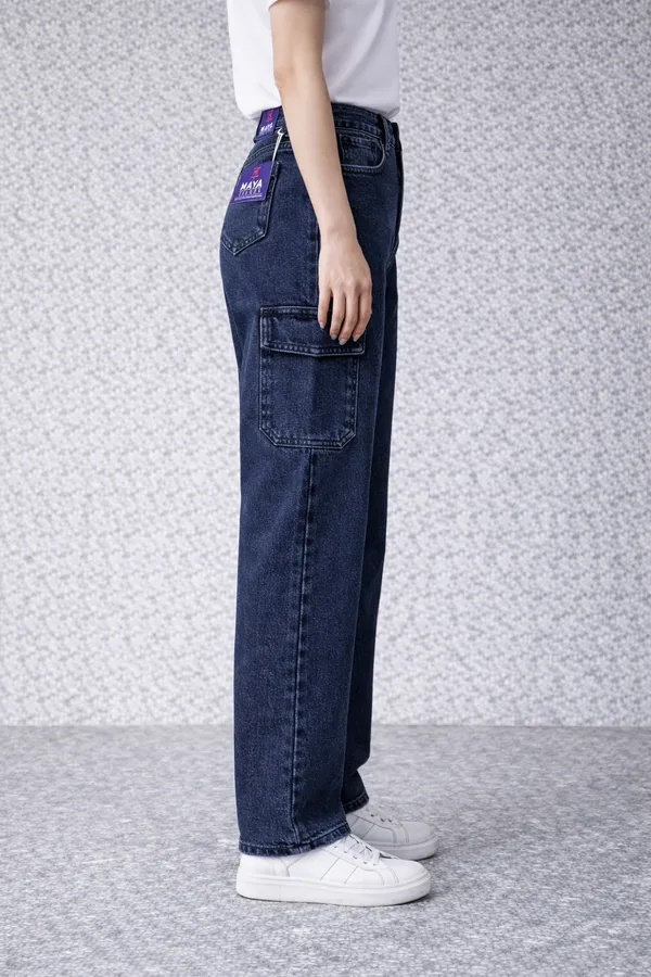 Blue_Wide_Leg_Cargo_Jeans_With_Utility_Pockets_For_Women