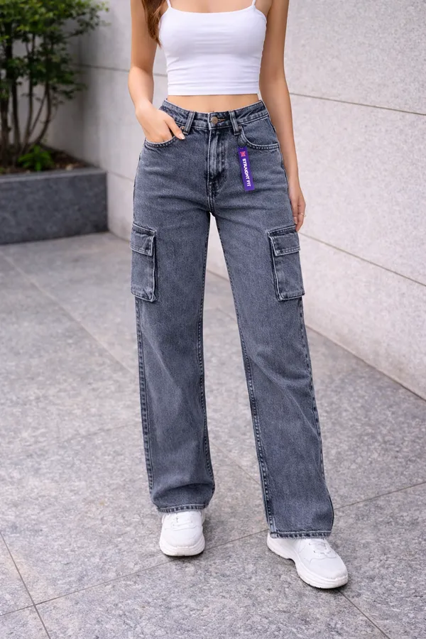 grey_High_Waist_Cargo_Jeans_With_Side_Pockets_For_Women