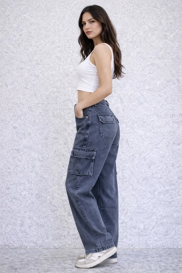 grey_High_Waisted_Cargo_Jeans_Wide_Leg_Denim_Pants_With_Side_Pockets_For_Women