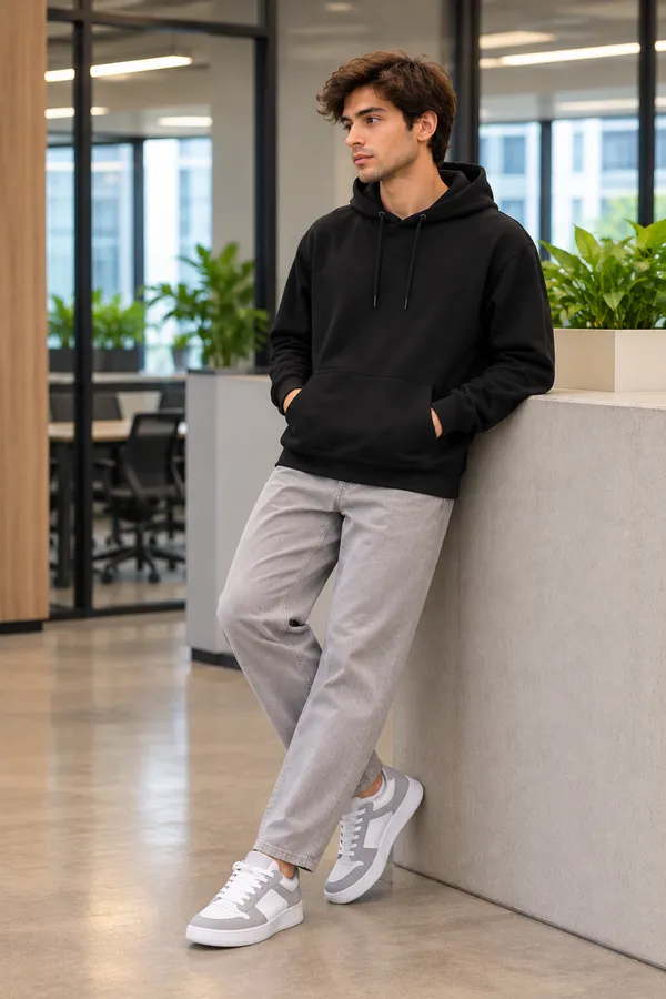 Hue_Nox_Men's_Black_Solid_Regular_Fit_Hoodie