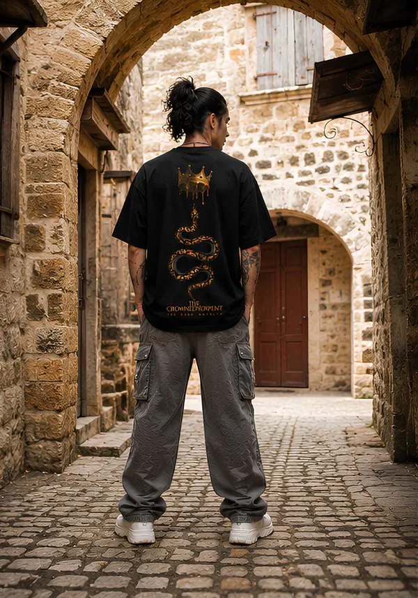 Hue_Nox_Men's_Black_The_Dark_Royalty_Graphic_Oversized_T-Shirt