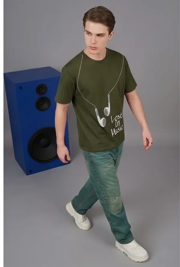 Hue_Nox_Men's_Olive_Lost_In_Music_Graphic_Regular_Fit_T-Shirt