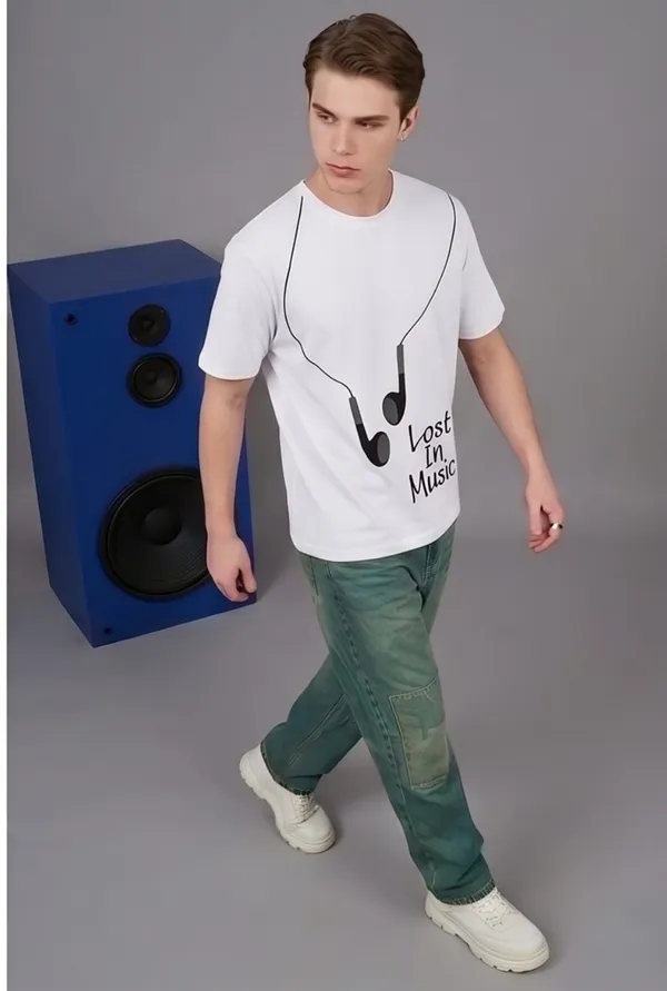 Hue_Nox_Men's_White_Lost_In_Music_Graphic_Regular_Fit_T-Shirt