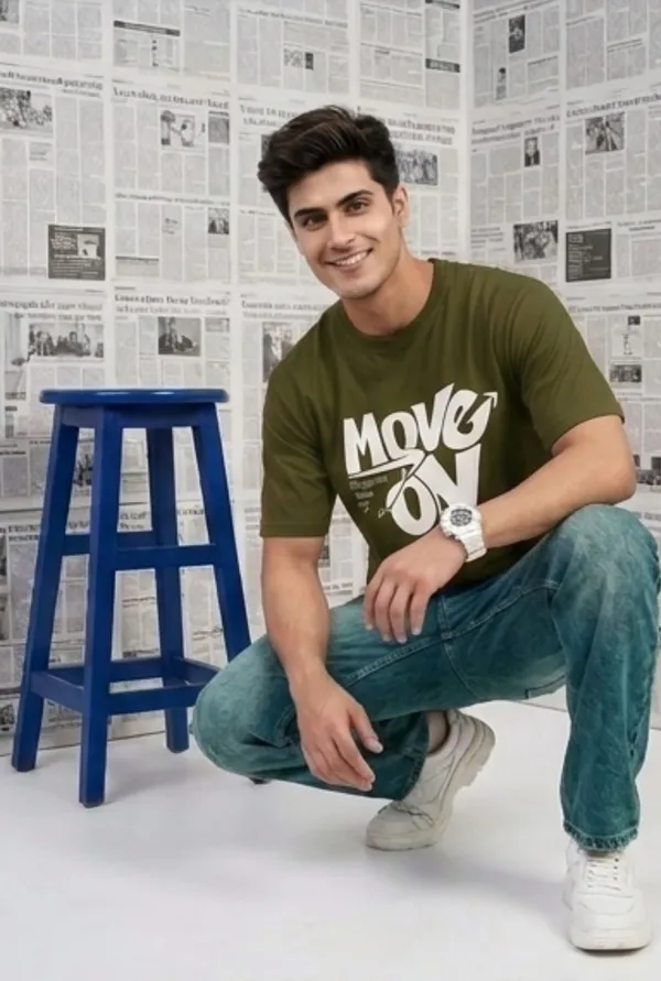 Hue_Nox_Men's_Olive_Move_On_Graphic_Regular_Fit_T-Shirt