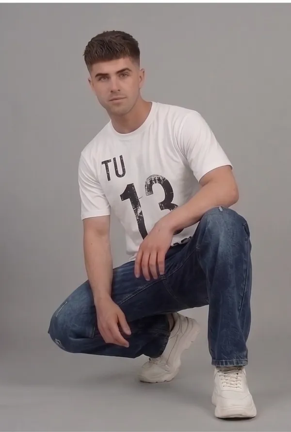 Hue_Nox_Men's_White_Tu_13_Dekh_Graphic_Regular_Fit_T-Shirt