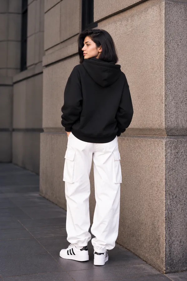 Hue_Nox_Women's_Black_Solid_Drop-Shoulder_Hoodie