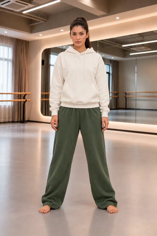 Hue_Nox_Women's_Off_White_Solid_Drop-Shoulder_Hoodie
