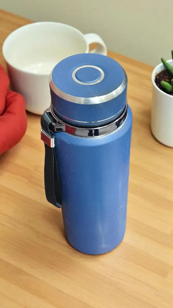 Blue_Stainless_Steel_Tea_Infuser_Water_Bottle