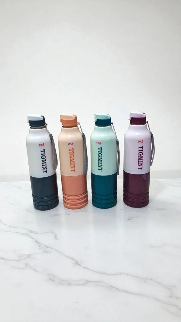 Peach_Insulated_Water_Bottle_With_Carrying_Strap