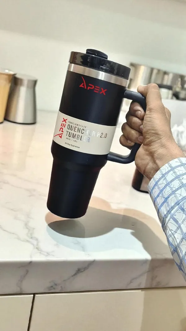Black_Stainless_Steel_Insulated_Tumbler_With_Handle