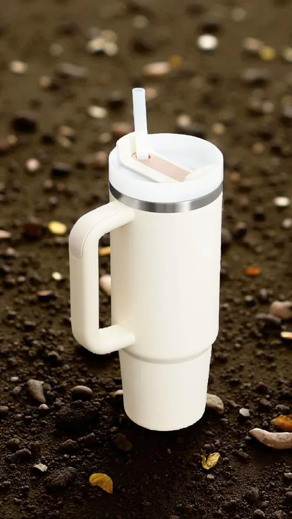 White_Insulated_Stainless_Steel_Tumbler_With_Handle