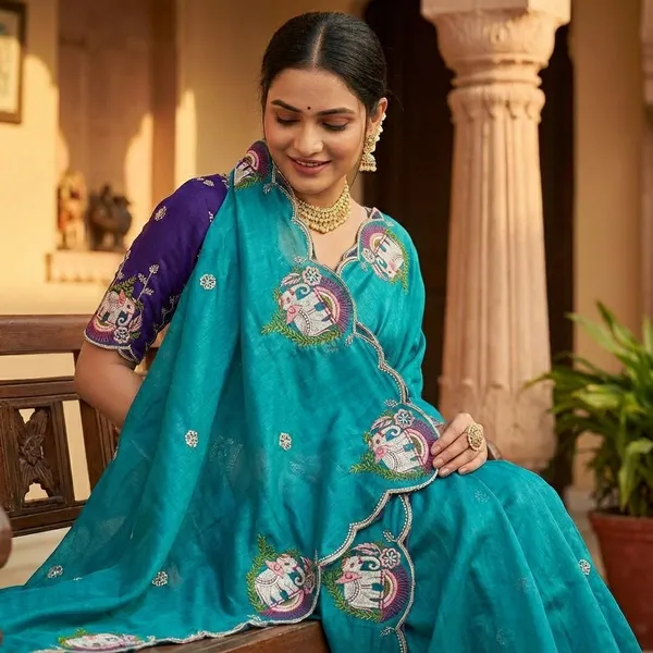 Turquoise_Turquoise_Embroidered_Saree_With_Blouse_Elephant_Motif_Design_For_Women