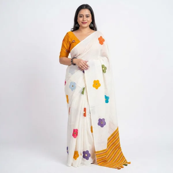 Off_White_548_Off_Linen_Floral_Printed_Saree_With_Blouse_For_Women