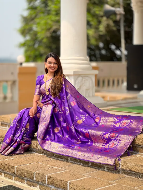 Purple_Banarasi_Banarasi_Silk_Saree_With_Unstitched_Blouse_Piece