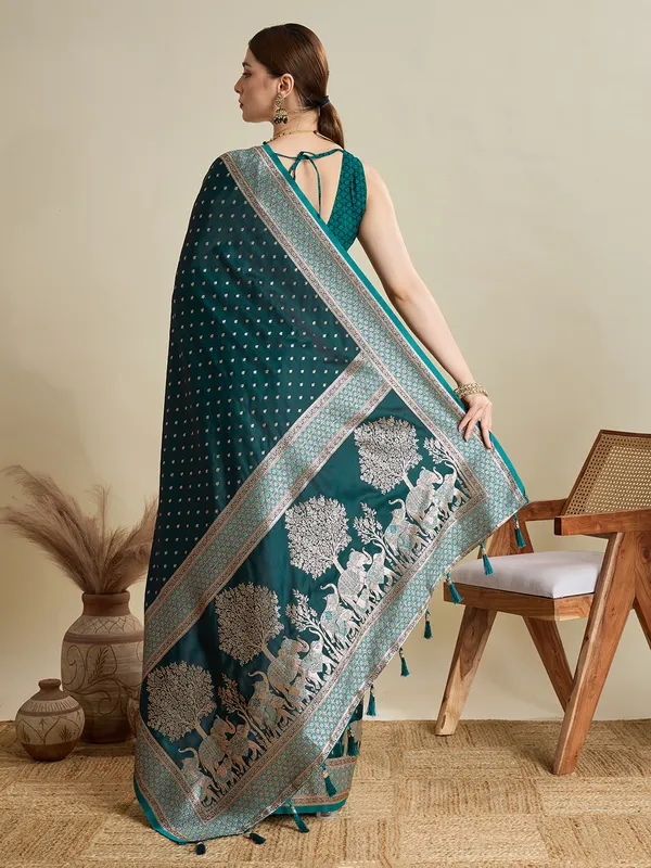 Morpeach_Rajgharana_Silk_Saree_With_Unstitched_Blouse_Piece