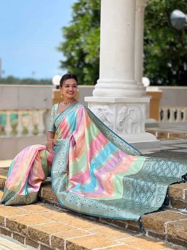 Morpeach_Silk_Saree_With_Unstitched_Blouse_Piece