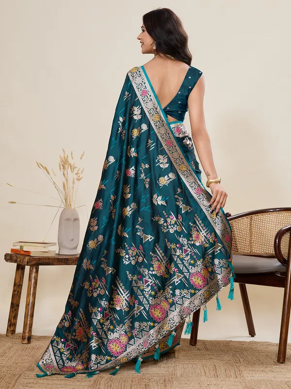 Morpeach_Yesha_Silk_Saree_With_Unstitched_Blouse_Piece