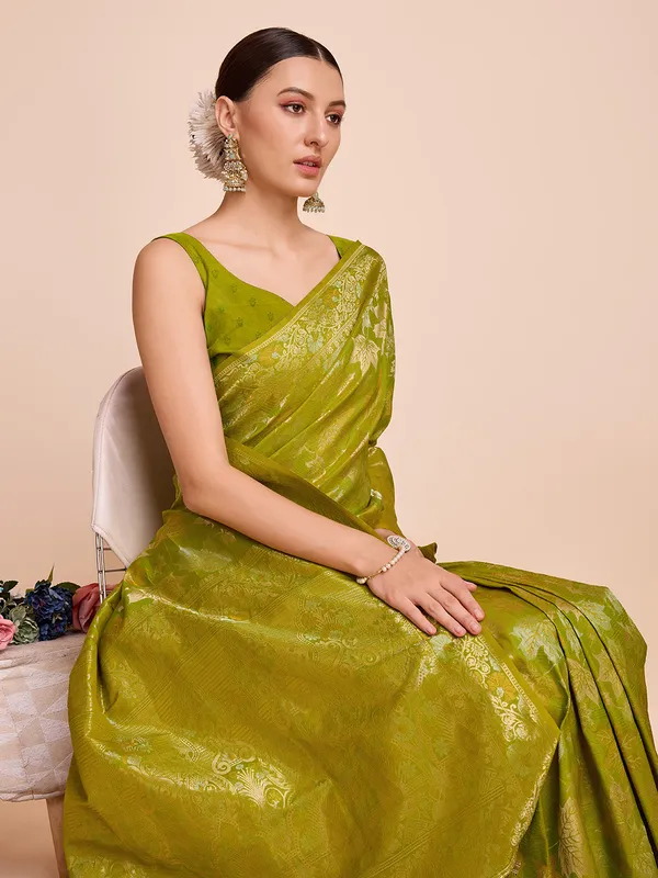 Greenpink_Panjari_Silk_Saree_With_Unstitched_Blouse_Piece