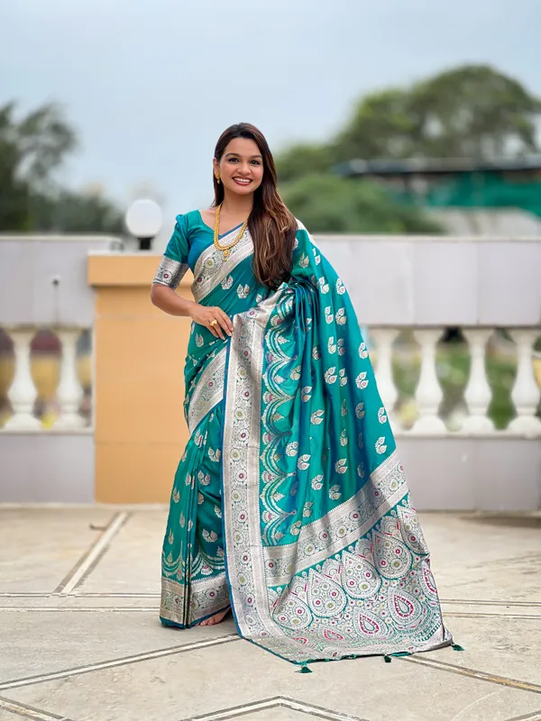 Ramal_Banarasi_Banarasi_Silk_Saree_With_Unstitched_Blouse_Piece