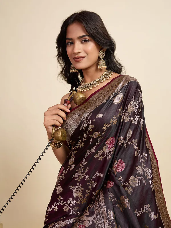 Lividbrown_Rajgharana_Silk_Saree_With_Unstitched_Blouse_Piece