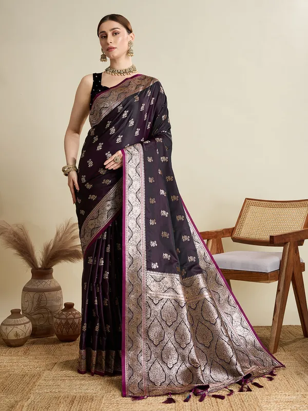 Brown_Rajgharana_Silk_Saree_With_Unstitched_Blouse_Piece