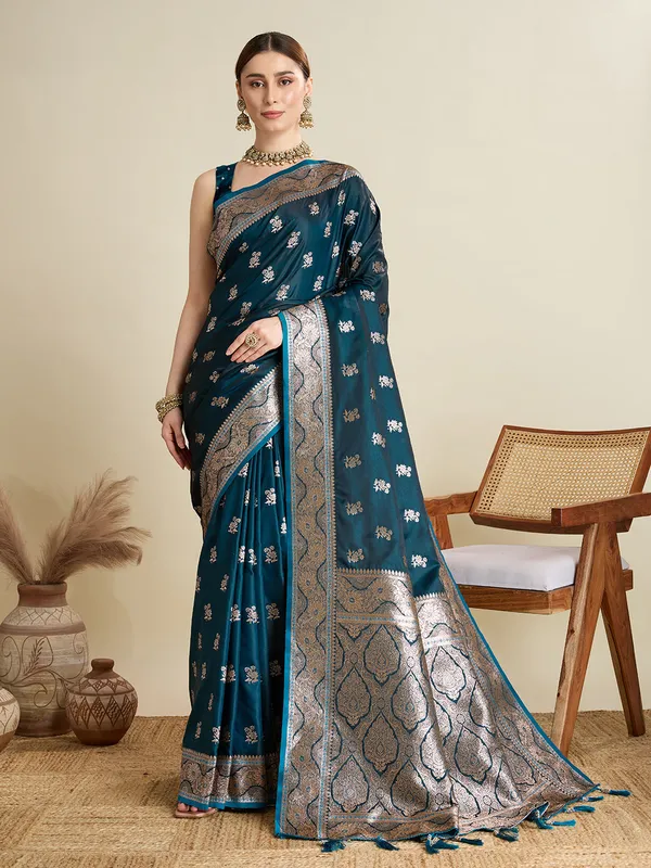 Evening_Sea_Rajgharana_Silk_Saree_With_Unstitched_Blouse_Piece